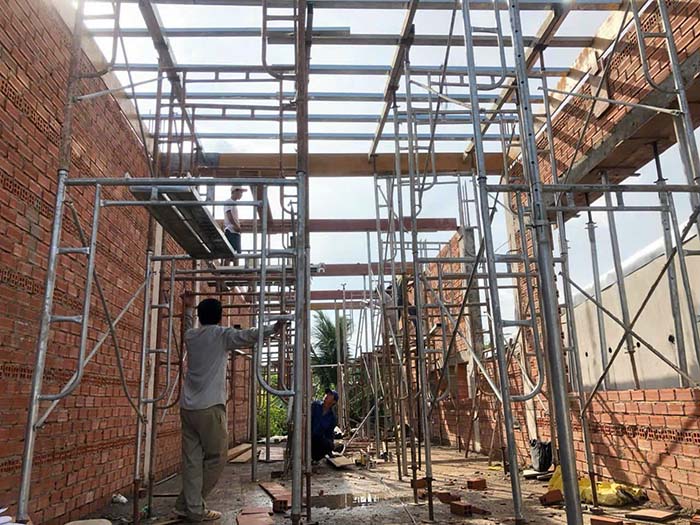 Xây nhà phần thô giá rẻ tại khu vực Quận 8 và huyện Bình Chánh, TP.HCM